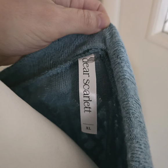 Long Sleeve Soft Knit Pattern XL Dear Scarlett Top - Picture 2 of 4